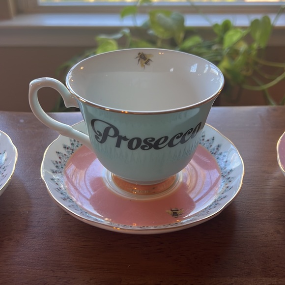 Yvonne Ellen Teacups only Rose available - Picture 3 of 10